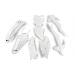 Kit plastiques UFO blanc...