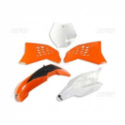 Kit plastiques UFO couleur...